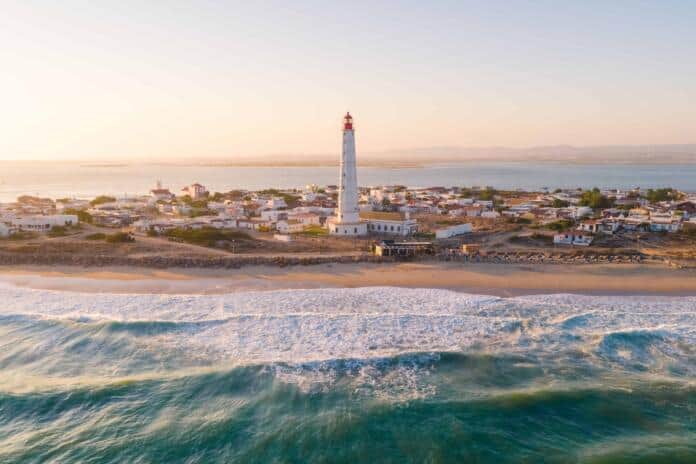 ®-Algarve-Tourism-Ilha-do-Farol