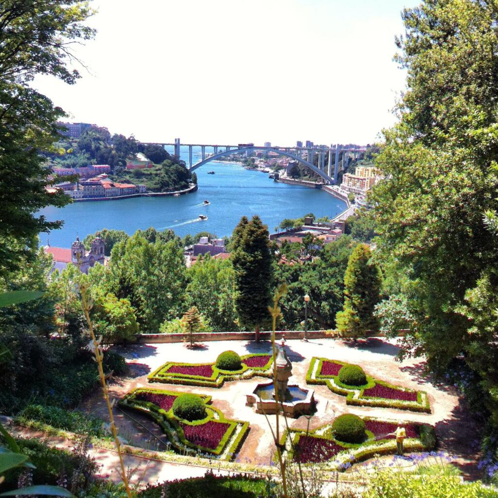 jardins-palacio-cristal-1024x1024 10 locais no Porto e no Douro para fazer um piquenique em família ou com amigos