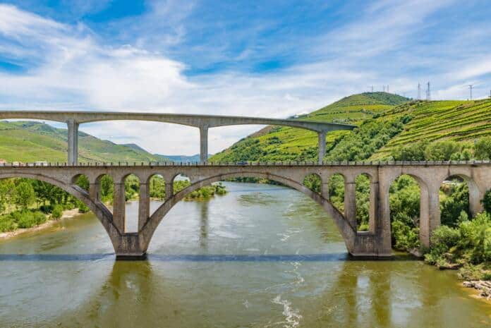 View,Of,Peso,Da,Regua,In,Alto,Douro,Wine,Region, Peso da Régua