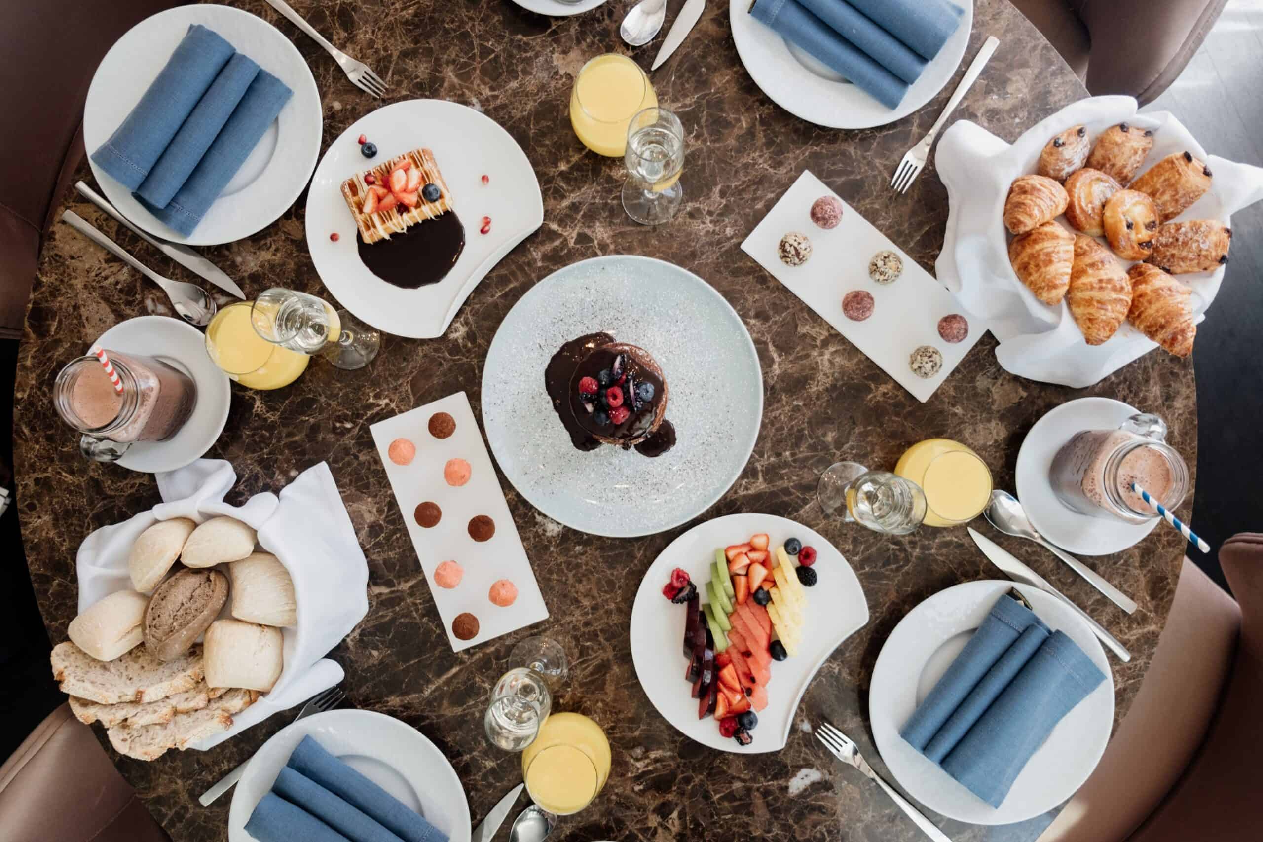 Quer celebrar o Dia Mundial do Chocolate? O Akla Restaurant & Terrace tem um brunch ideal para si
