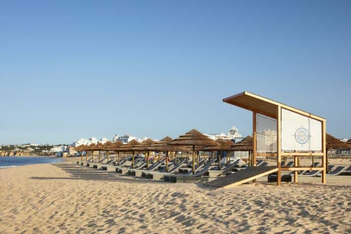 Armação Beach Club