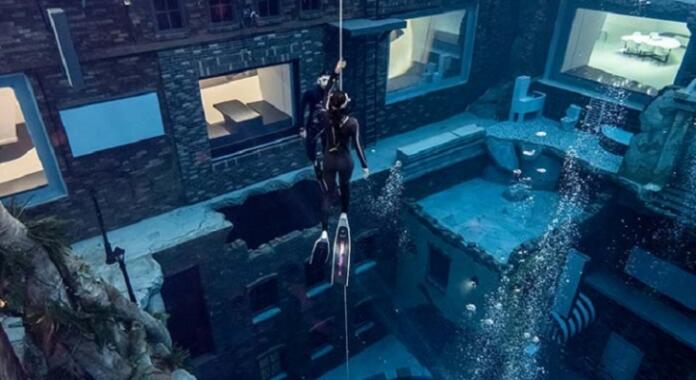 Deep Dive Dubai