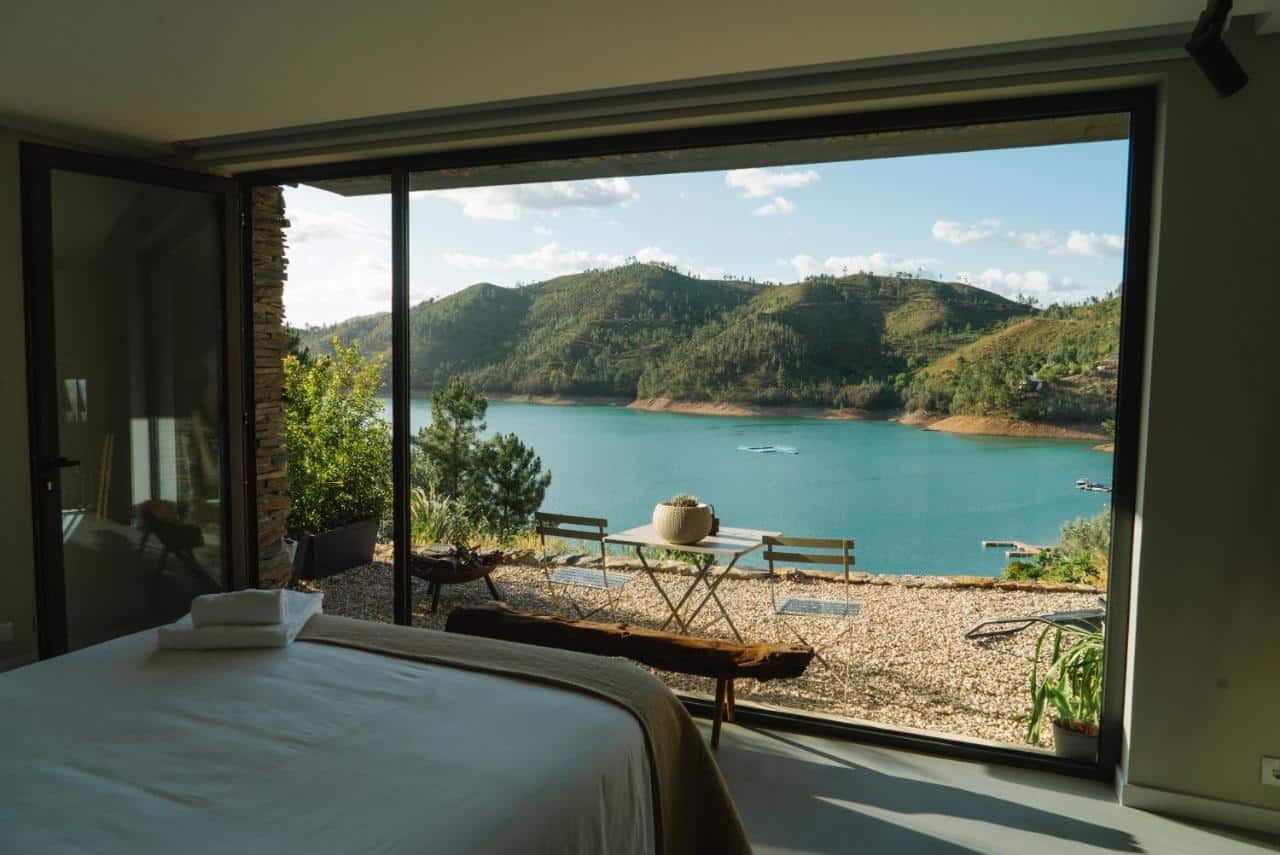 Zab Living: o novo alojamento com vista para a albufeira de Castelo de Bode