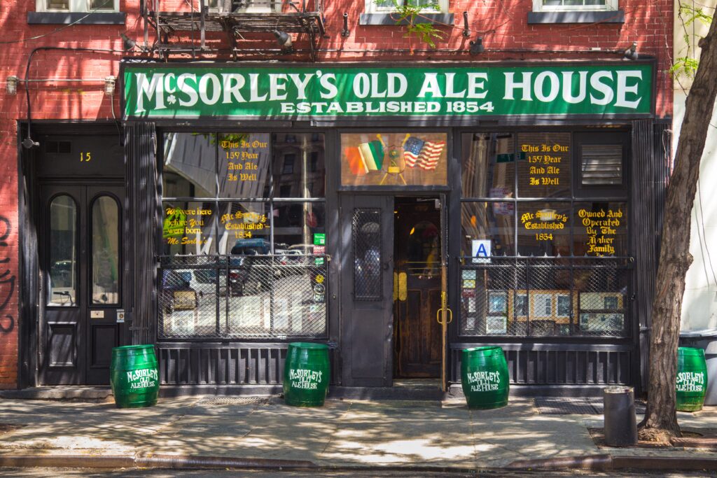 McSorleys-Old-Ale-House-1024x683 As 6 cervejarias mais famosas do mundo que não pode deixar de visitar