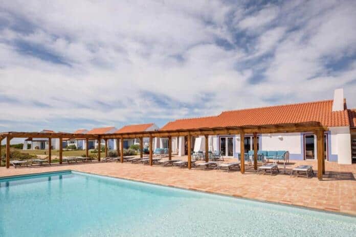 Monte-Da-Bemposta-Hotel-Porto-Covo-Exterior