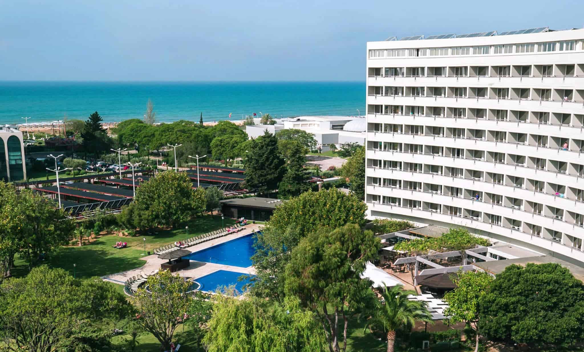 Dom Pedro Vilamoura: O refúgio perfeito para férias com “Tudo Incluído” no Algarve
