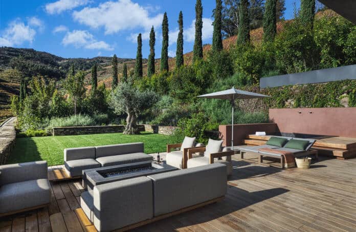 Douro-Valley-Portugal-Vineyard_Garden_Suite_Terrace LRES