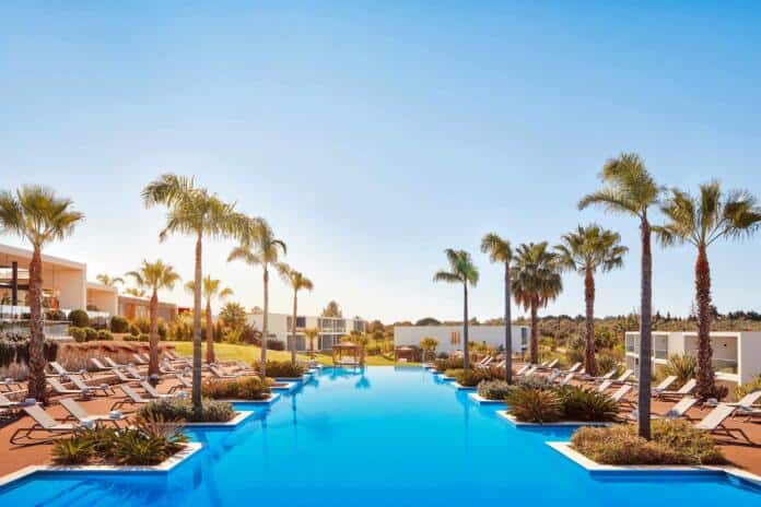 Tivoli_Alvor_Algarve_Resort_Pool_View_2