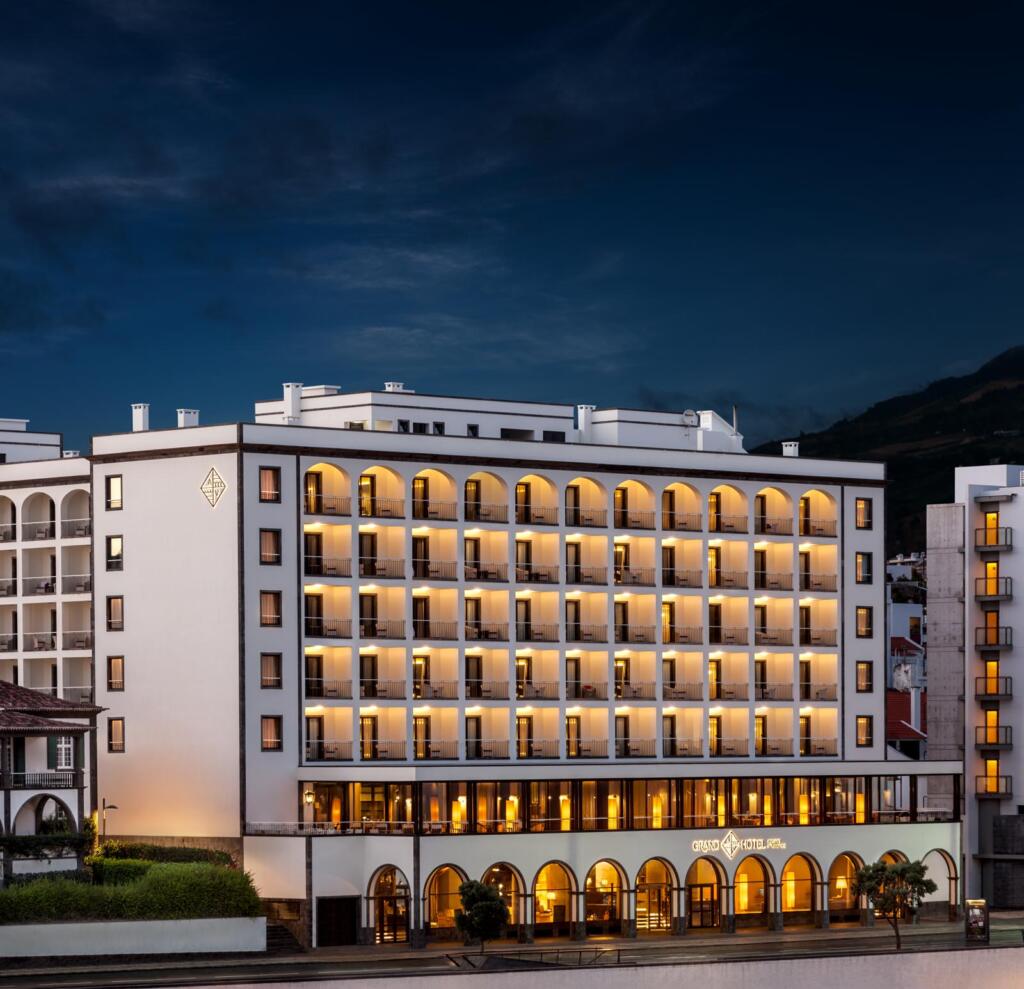 Grand-Hotel-Acores-Atlantico-1-1024x989 À descoberta do encanto dos Açores: São Miguel, Terceira e Faial em destaque
