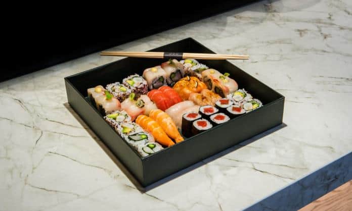Box Sushi com 34 peças do Kikubari by Kabuki Box Sushi com 34 peças do Kikubari by Kabuki