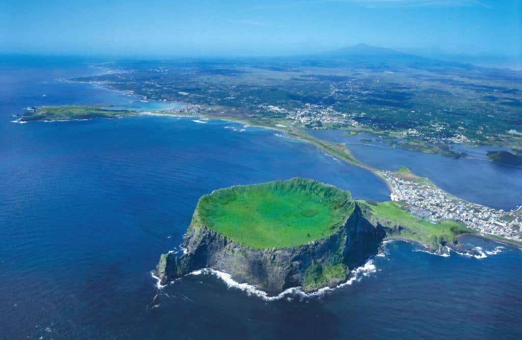 Vulcão Seongsan Ilchulbong. Foto: Wikipédia