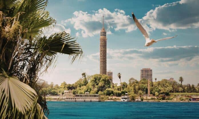 Torre do Cairo com vista para o rio Nilo Torre do Cairo com vista para o rio Nilo
