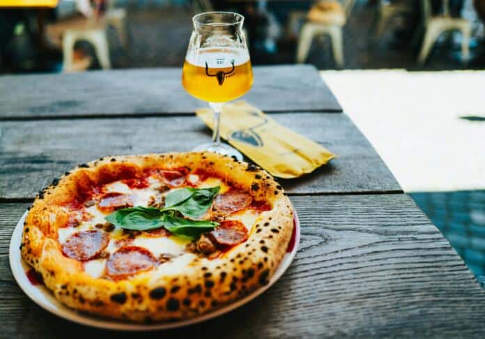 Pizza Miha Rekar/Unsplash