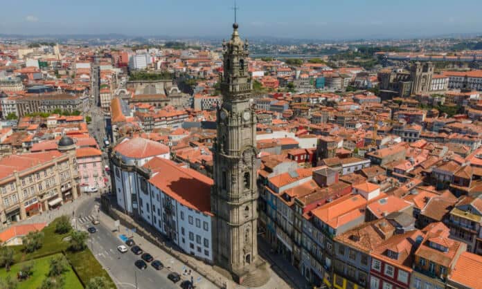 Torre dos Clérigos, Porto