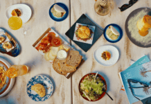 Lisboa tem um novo brunch de domingo com DJ e vista para o Tejo
