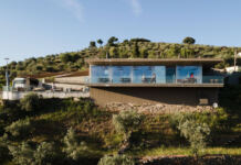 Este novo restaurante no Douro fica a 475 metros de altitude e tem uma carta com 90 vinhos servidos a copo Loivos 475