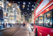 Londres fecha a Oxford Street ao trânsito: a famosa rua de compras passa a ser pedonal