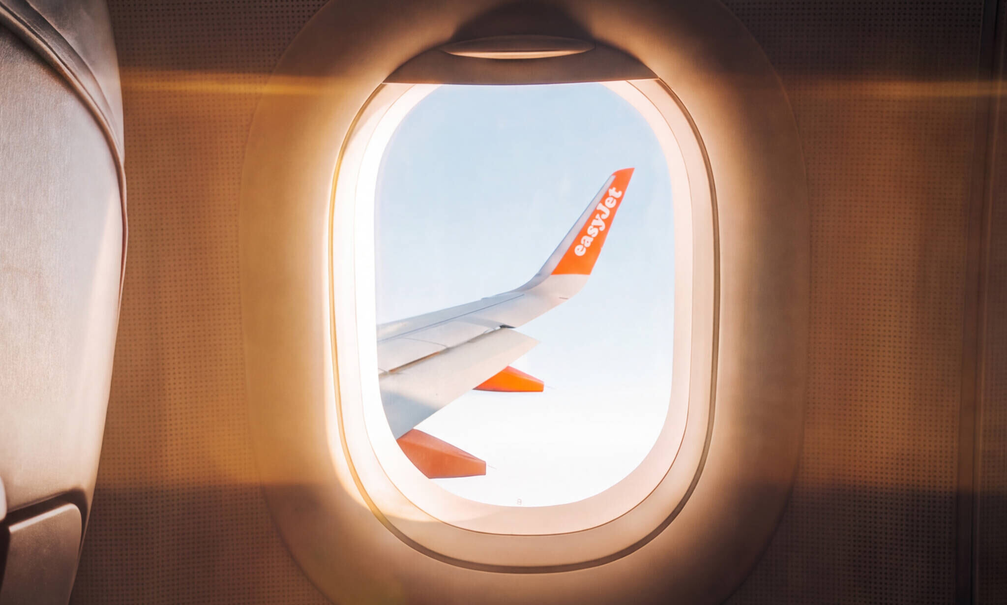 easyJet vai ter Wi-Fi a bordo: poderá ver séries e navegar na internet durante o voo