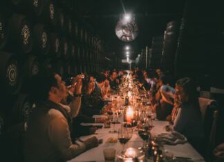 A experiência gastronómica “A La Mesa” está de volta às Caves Cockburn’s.