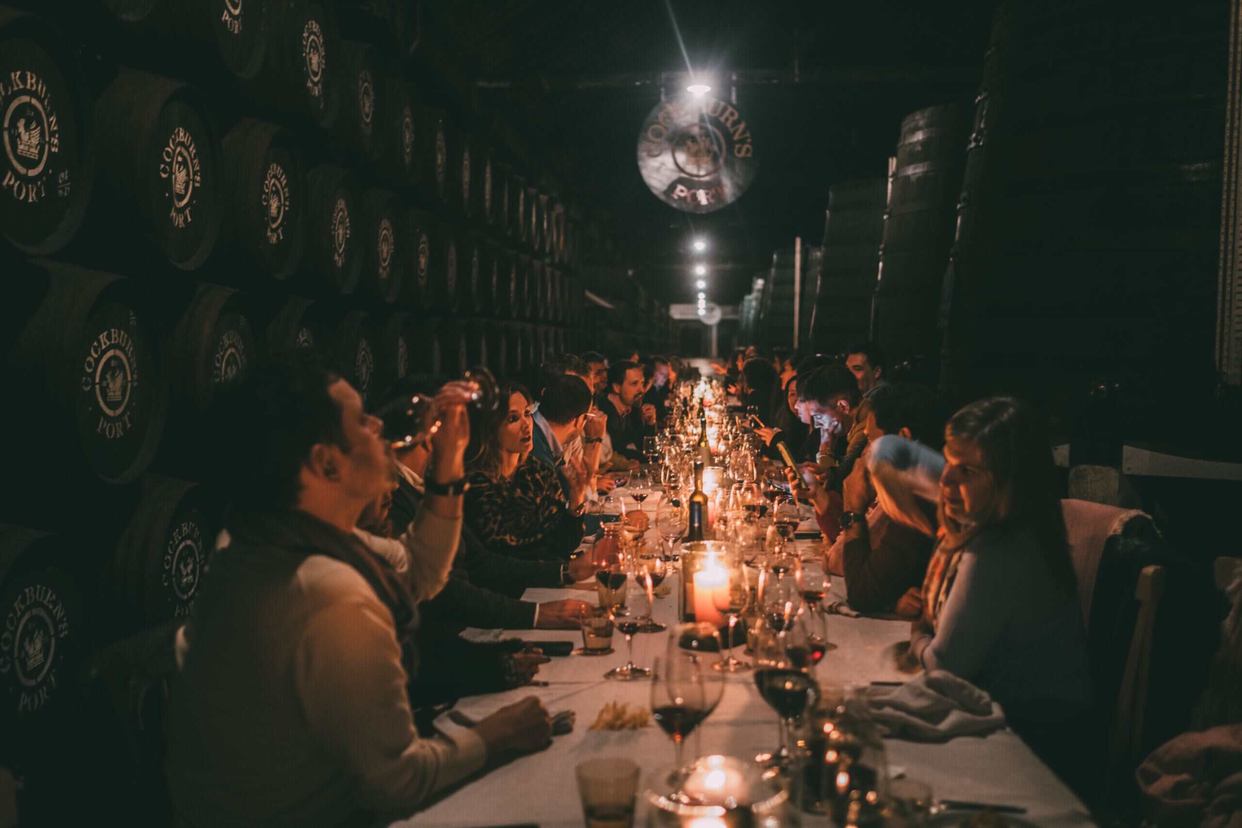 A experiência gastronómica “A La Mesa” está de volta às Caves Cockburn’s.